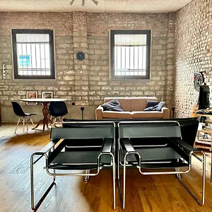 apt-luxury-wood-loft.it-lombardy.com/