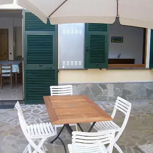 ariabuona.hotelitalianriviera.com/